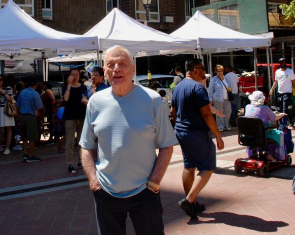 Roosevelt Island Day 2018 In Photos Roosevelt Island pioneer and rock of community stability, Ron Vass.